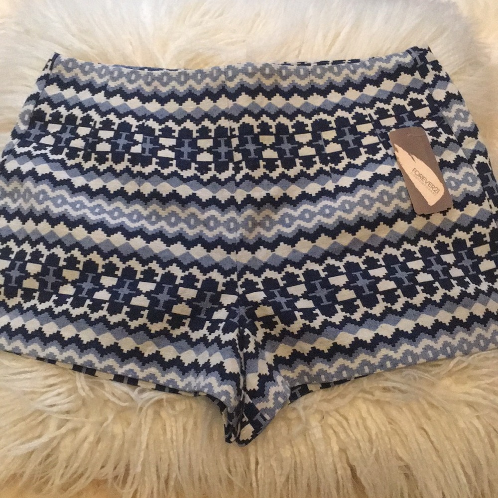 Forever 21 shorts🌸